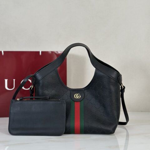 Gucci 款号860845 克皮穿孔手提包