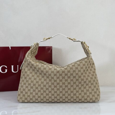 Gucci 款号A00B49 浅杏布/米白