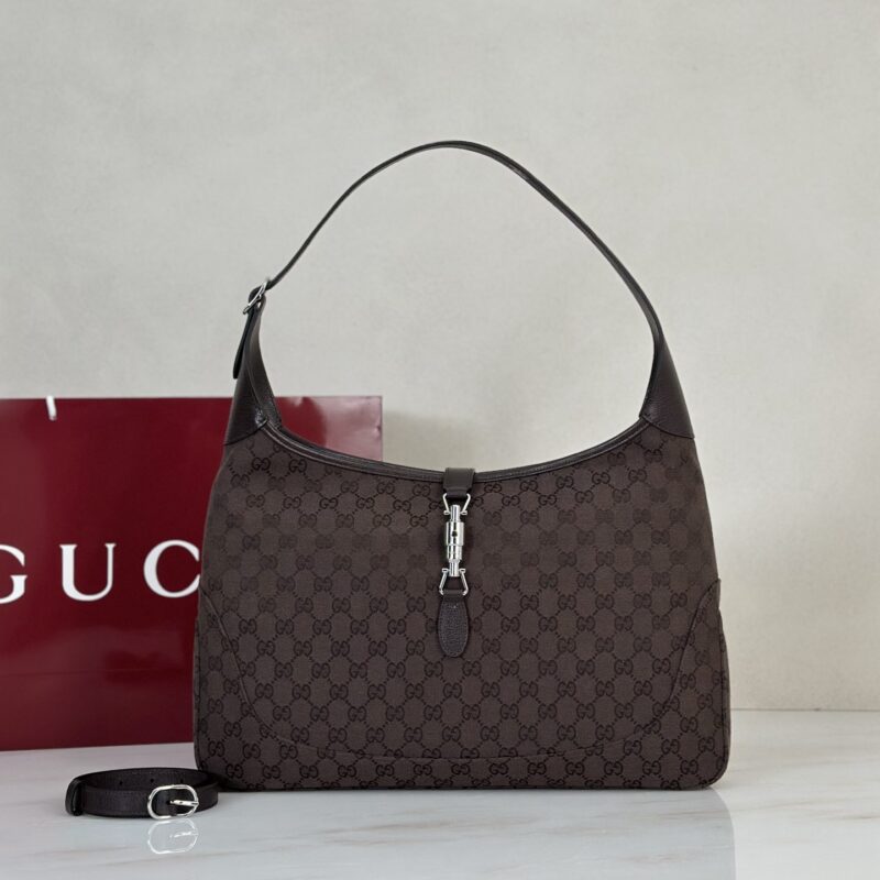 Gucci 款号863279 深棕布