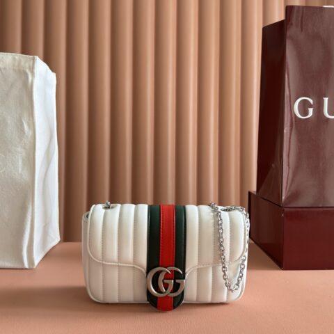 Gucci Primavera系列 白色 型号：A006X1