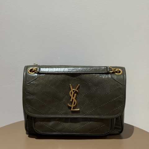 ysl【𝙉𝙞𝙠𝙞-𝟮𝟴𝙘𝙢】新品绿色 型号：498894