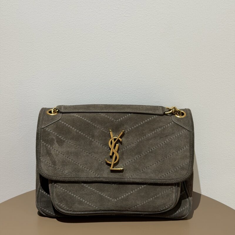 ysl【𝙉𝙞𝙠𝙞-𝟮𝟴𝙘𝙢】🎗麂皮麝香金标 型号：498894
