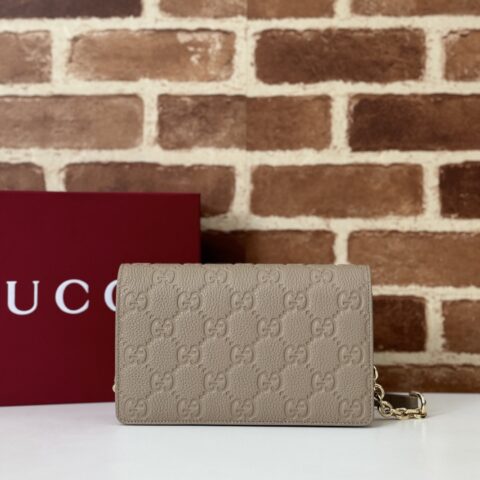 Gucci 专柜品质顶级原单货 链条包灰荔压G 款号818705