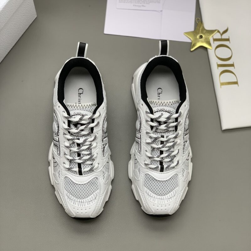 Dior 情侣款老爹休闲鞋 绘画风皮革和网面材质混搭