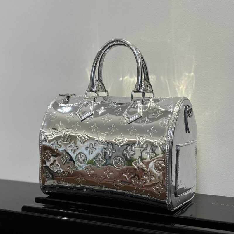 LV SpeedyBandoulière25银色老花 款号M26497