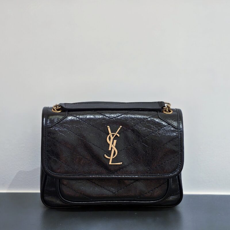 YSL【𝙉𝙞𝙠𝙞-𝟮𝟮𝙘𝙢】金扣小号油蜡皮复古手袋 533037
