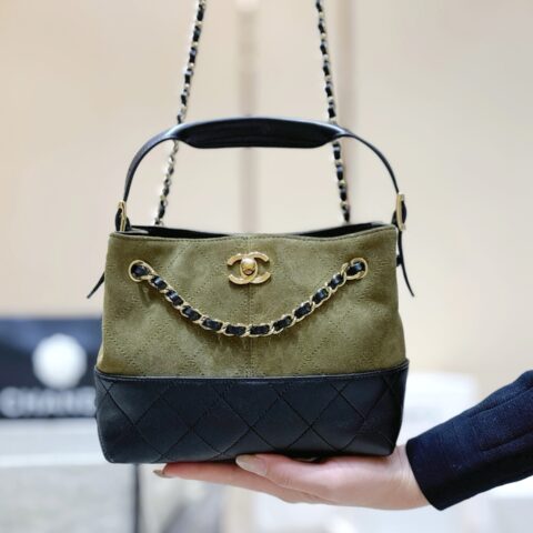 Chanel 26K mini 麂皮hobo绒包 型号AS6633