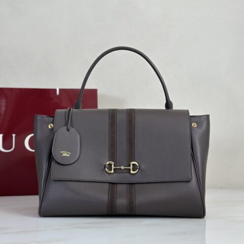 Gucci 灰皮绒面肩背包 型号875019