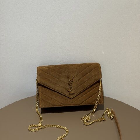 YSL 𝐖𝐨𝐜 𝟭𝟵𝐜𝐦麂皮棕信封包 393953