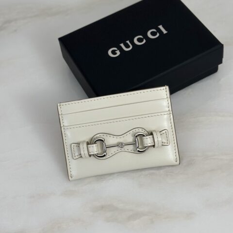 Gucci 米白色卡夹钱包 型号A006YR