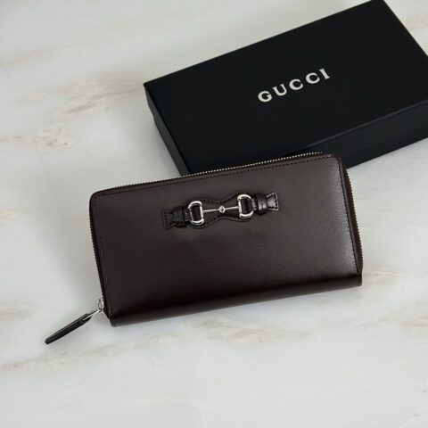 Gucci 深巧长夹钱包 型号A006YS