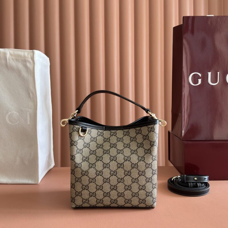 Gucci Core系列迷你水桶包黑色/米色 型号815118