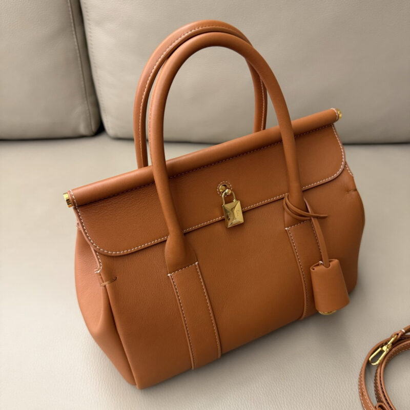 LoroPiana LoomL25Bag 平纹金棕 型号FAO2680