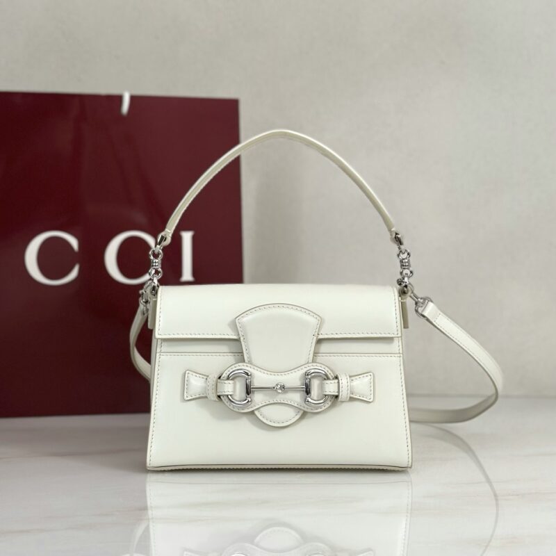 Gucci 米白色肩背包 型号A006O9