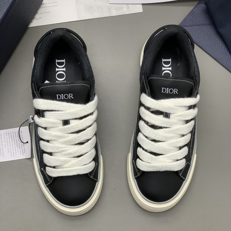 Dior B33男款低帮运动鞋 光滑牛皮革精心制作