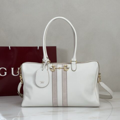 Gucci 白皮绒面肩背包 型号866734