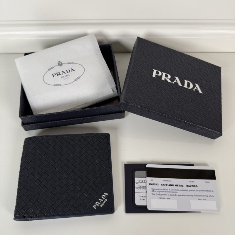 Prada 男士短款钱包深蓝色 型号2M0513