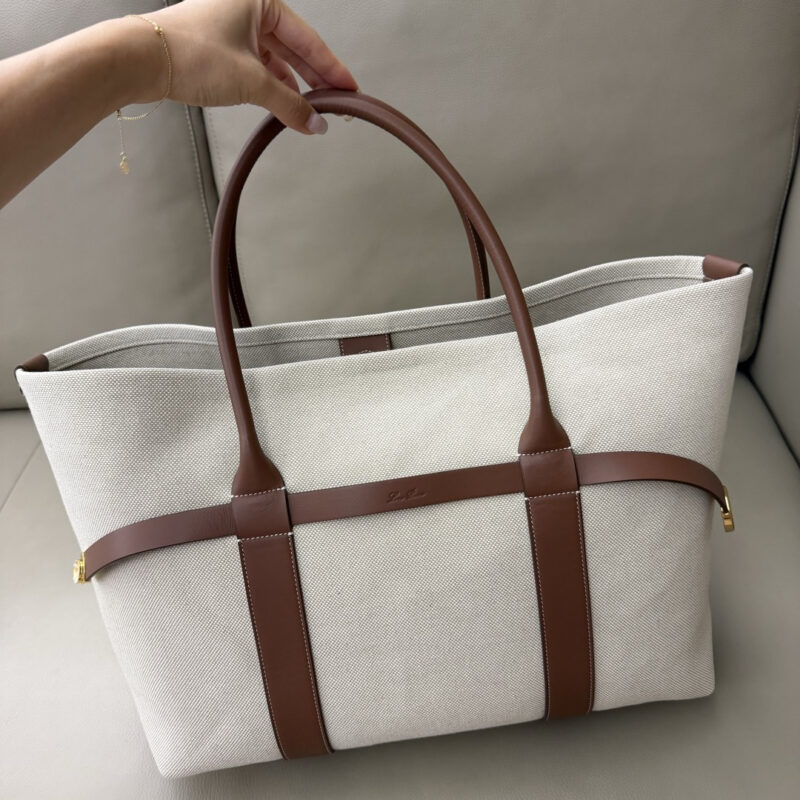 Loro Piana 大号GhieraShopperBag 焦糖色金扣 FAO7477