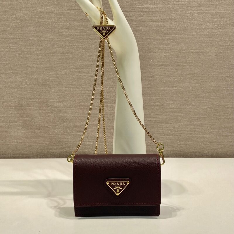 Prada mini链条卡包 型号1MR034