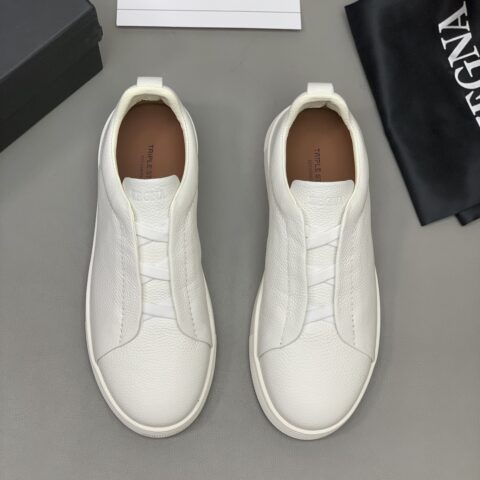 Zegna 男士乐福休闲鞋 采用百搭的低帮款式