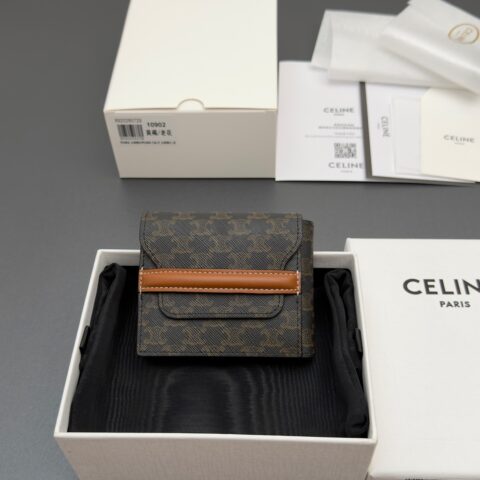 CELINE TRIOMPHE标志印花卡包钱包 黃褐/老花 型号10E10902BZ904