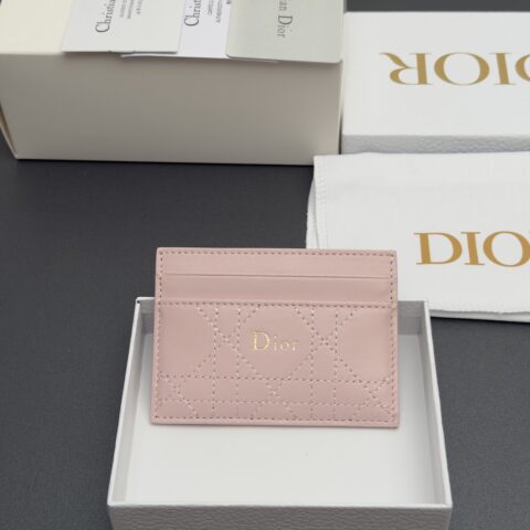 Dior【Trianon Freesia卡夹系列】玫瑰粉/羊皮 型号S4601