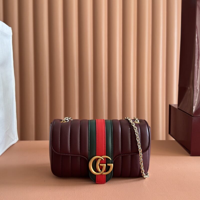 Gucci Marmont系列手袋红色小号 型号A006X1