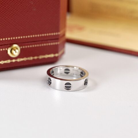 Cartier 全新光版黑钉戒指 v金高品质顶级版本