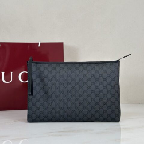 Gucci 灰水晶手拿包 型号A006QO