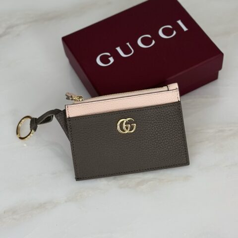 Gucci 深灰褐/新粉短夹钱包 型号837966