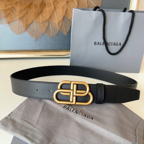 Balenciaga 宽度3.5cm纯铜复古五金牛皮腰带金扣