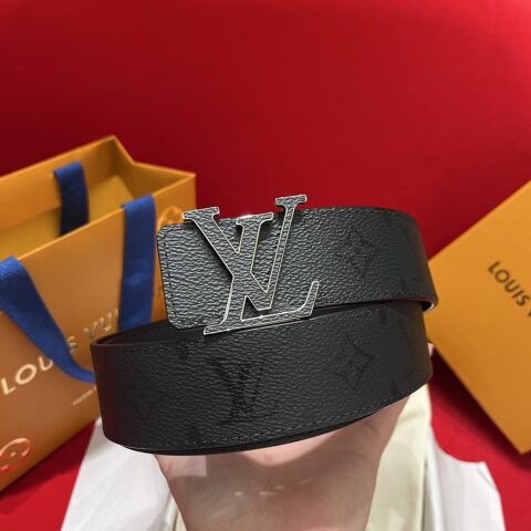 LV 26新款暗夜黑系列 进口小牛皮底腰带