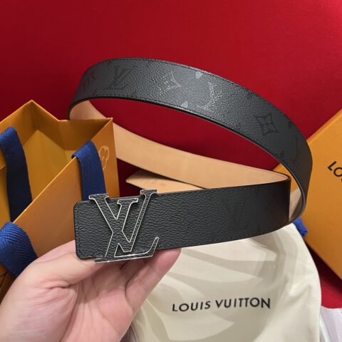 LV 26新款暗夜黑系列 宽度4.0cm 进口小牛皮底腰带