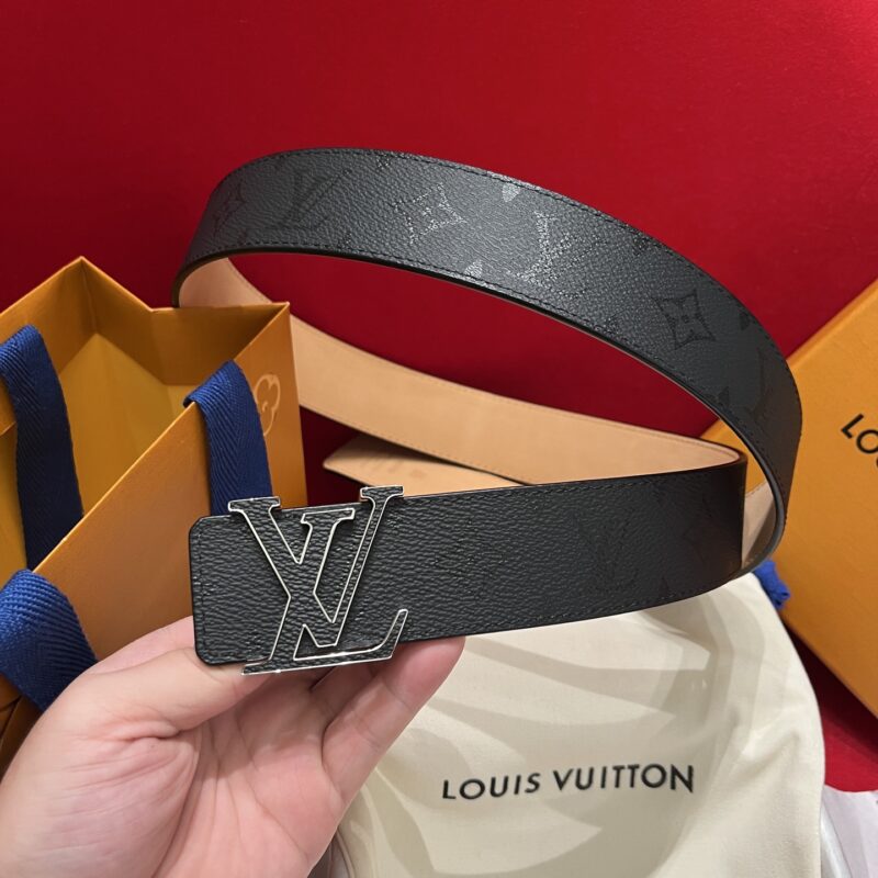 LV 26新款暗夜黑系列 宽度4.0cm 进口小牛皮底腰带