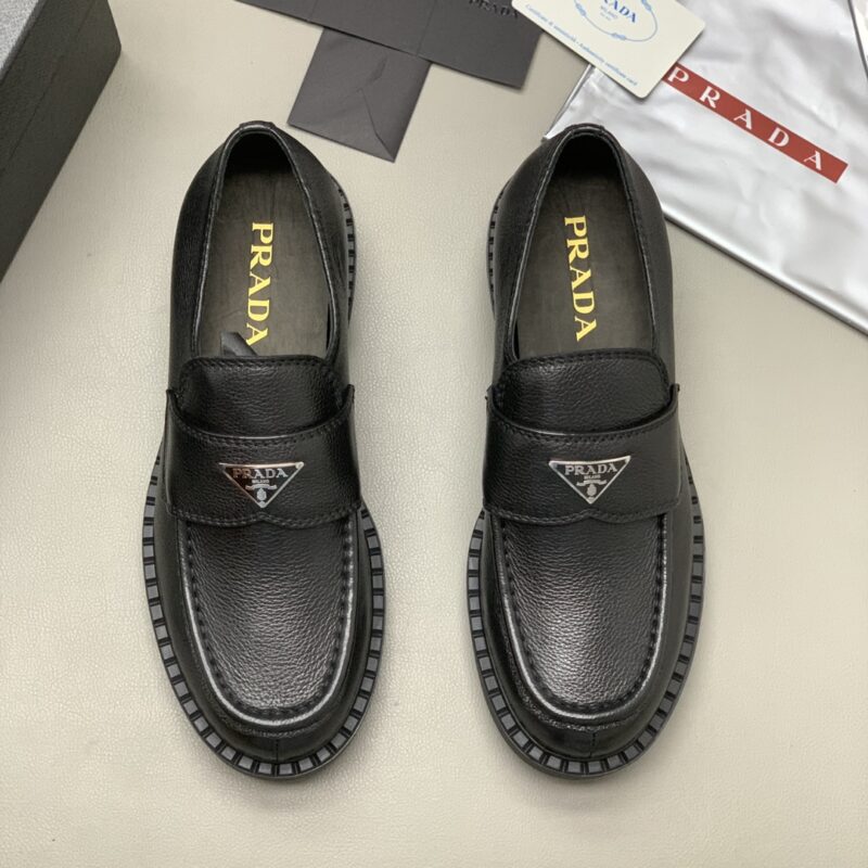 Prada 男士p家经典乐福鞋
