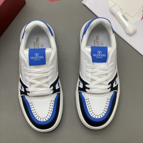 Valentino 情侣款低帮运动鞋 双色皮面撞色