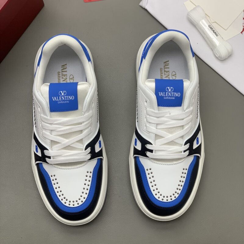 Valentino 情侣款低帮运动鞋 双色皮面撞色