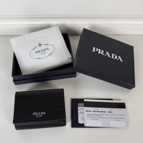 Prada 男女士迷你三折钱包 型号2MH042