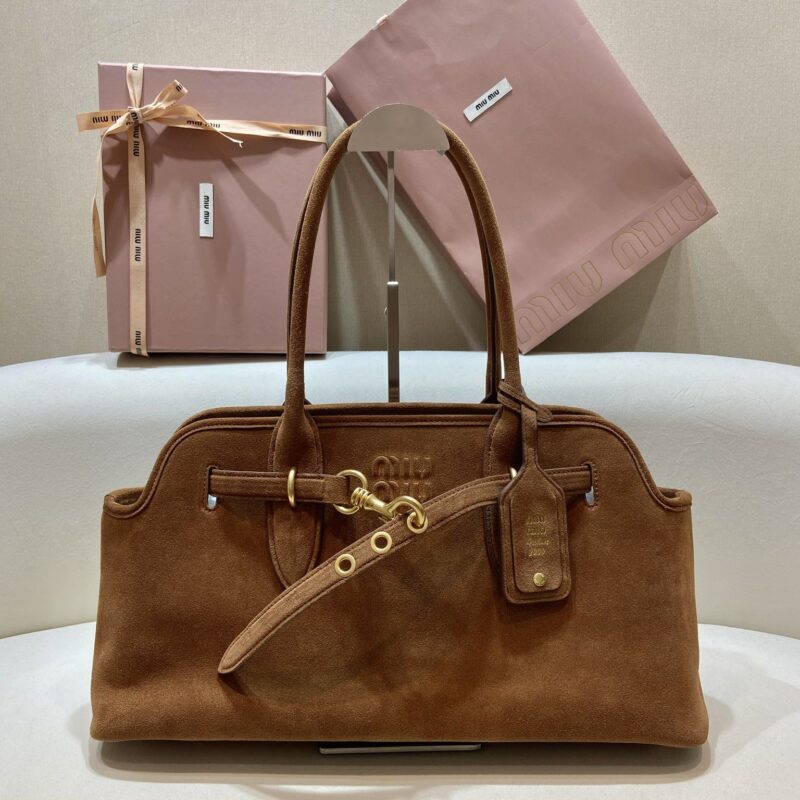 MiuMiu Aventure手袋麂皮茶棕色 型号5BG310