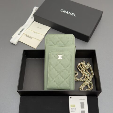 Chanel 意大利颗粒牛皮长夹钱包 希腊绿細球纹金扣 型号AP0990
