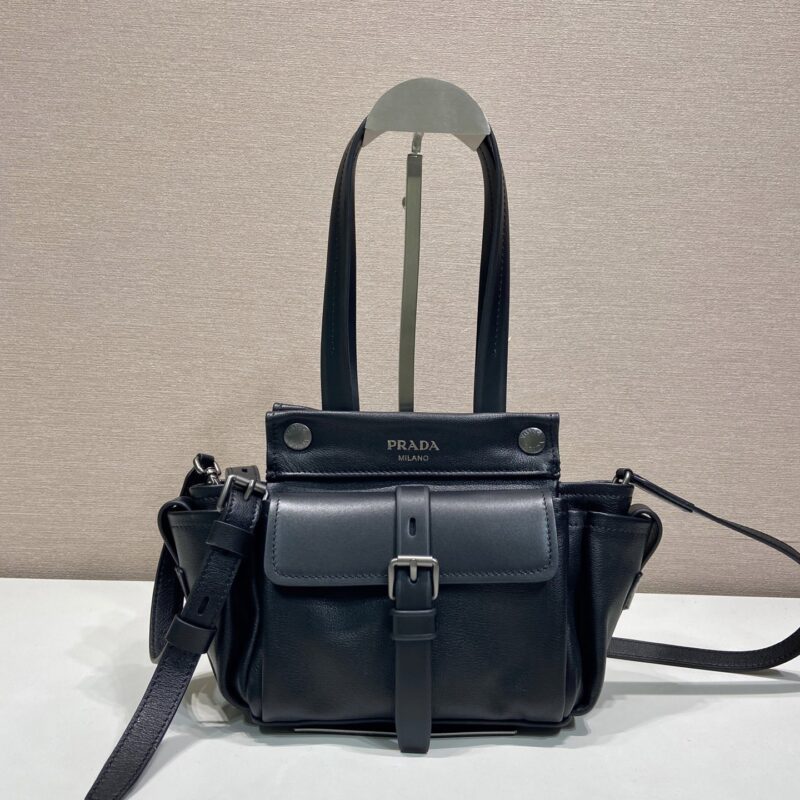 Prada 新品route托特包黑色 型号1BG699