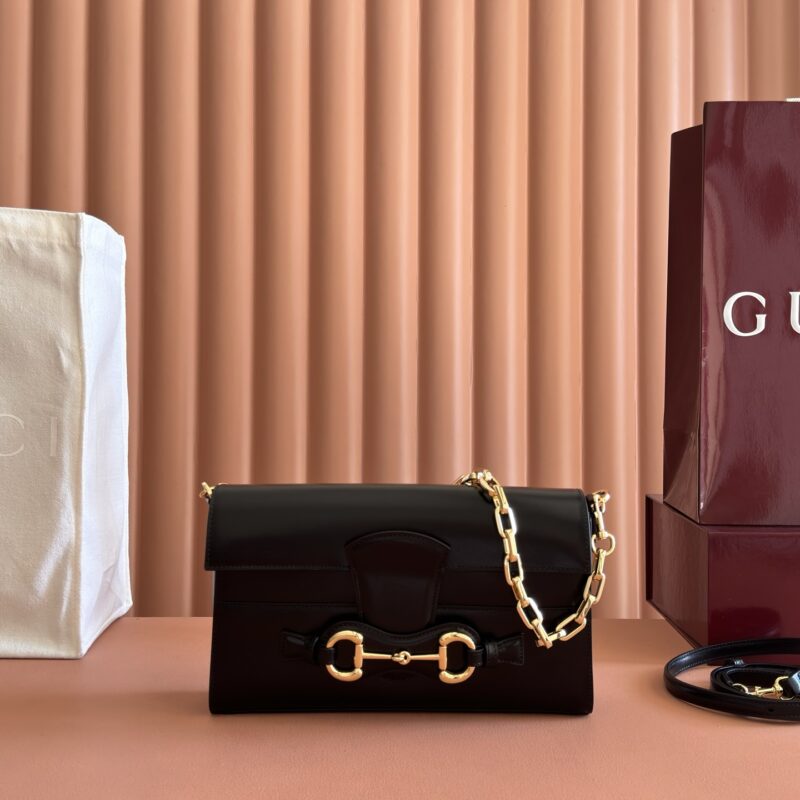 Gucci Primavera系列肩背包黑皮 型号A006KQ