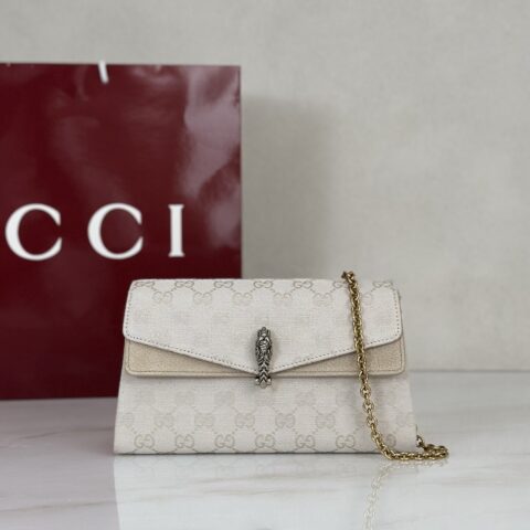Gucci 象牙白布肩背包 型号876531