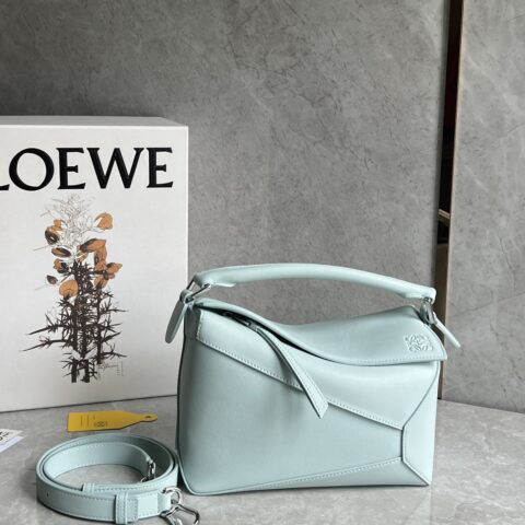 loewe puzzle小号浅蓝色 ID0681