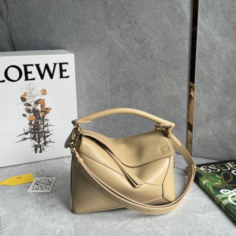 Loewe puzzle手袋小号米黄 ID0681