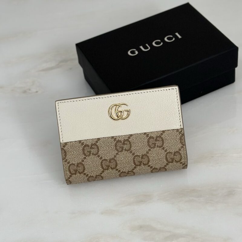 Gucci 杏水晶/白色短夹钱包 型号772738