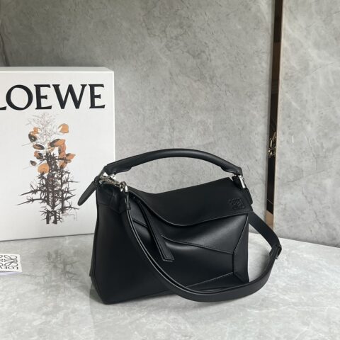 Loewe 最新做法puzzle 高级黑手袋 ID0681