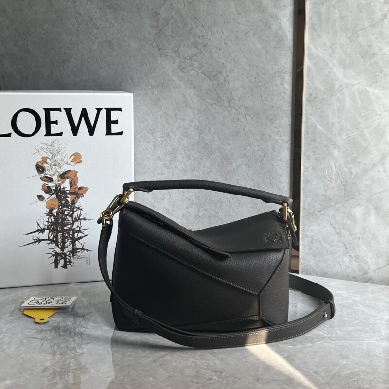 Loewe 最新做法puzzle手袋 高级深灰 ID0681