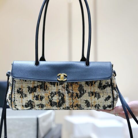 Chanel 26S豹纹法棍包 型号AS6288