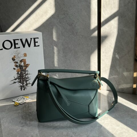 Loewe 最新做法puzzle小号香根草绿 ID0681